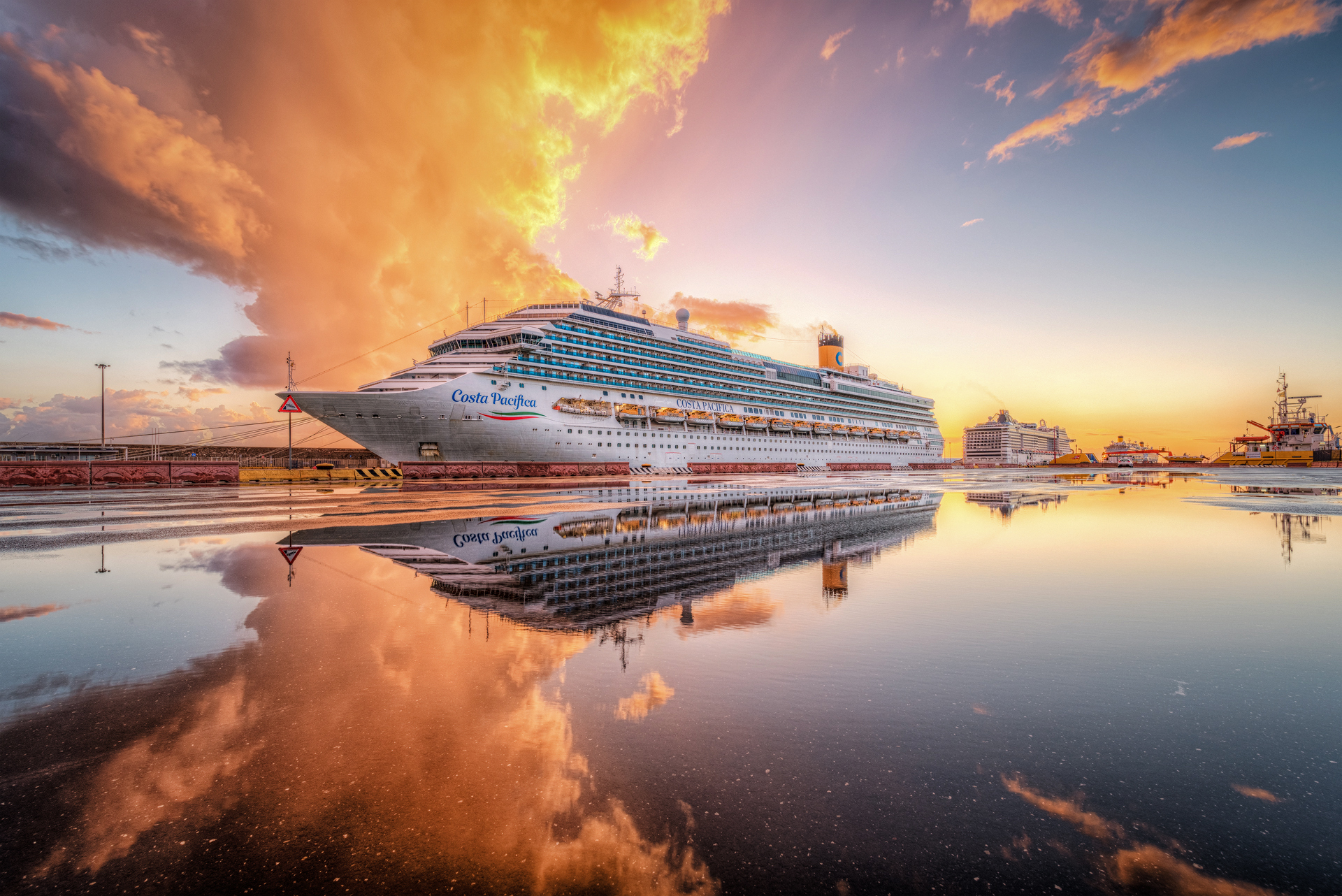 Costa Pacifica