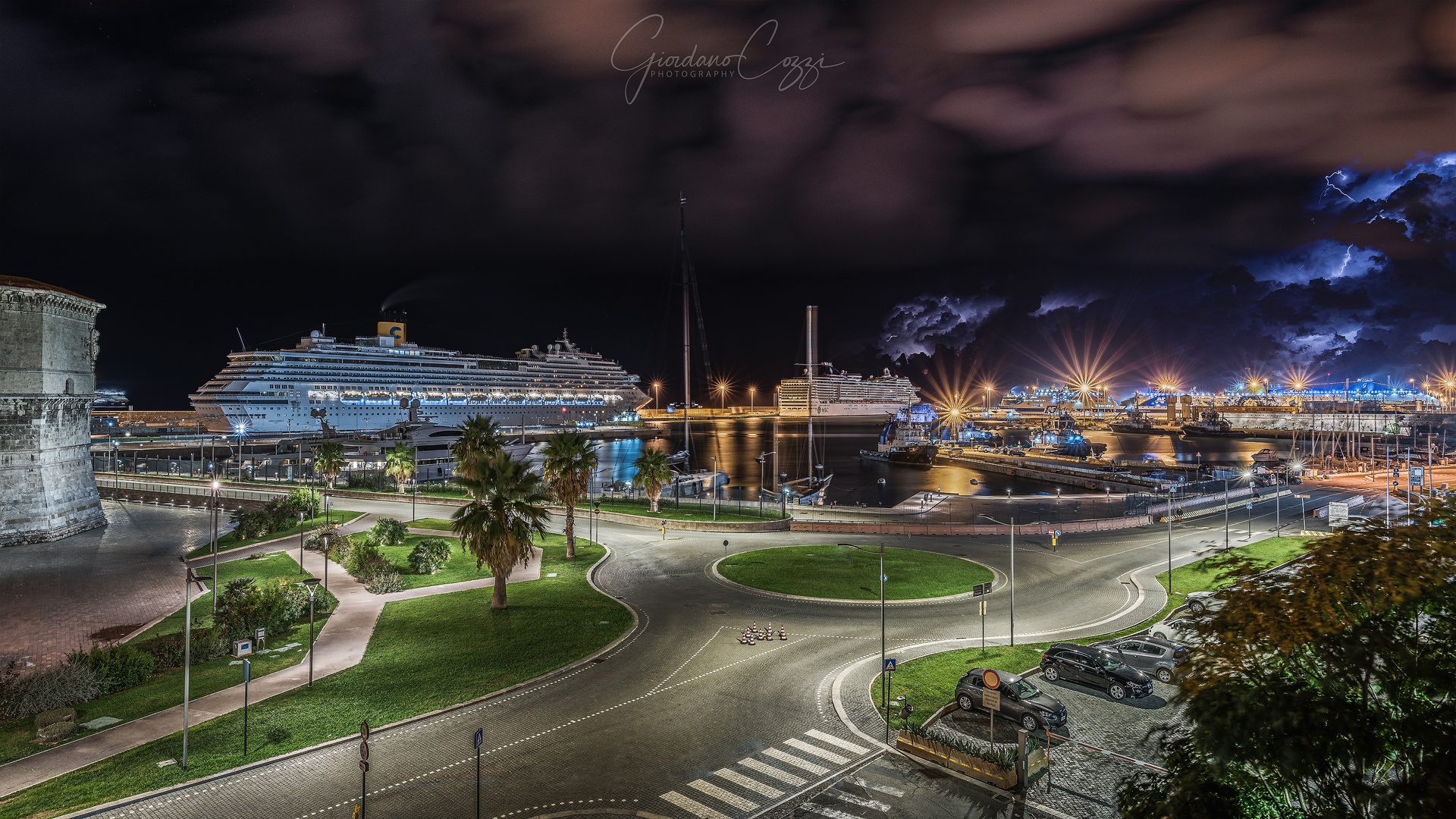Porto di Civitavecchia di notte
