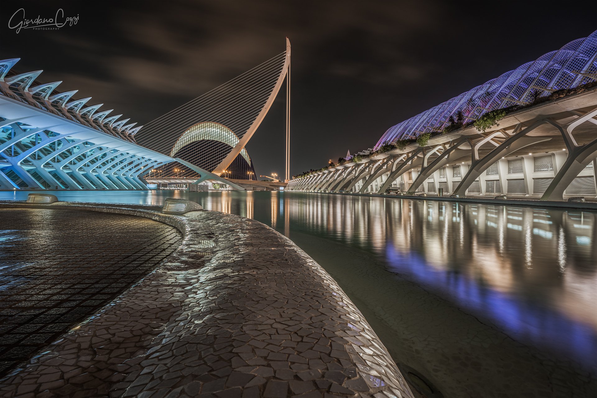 Valencia by night 